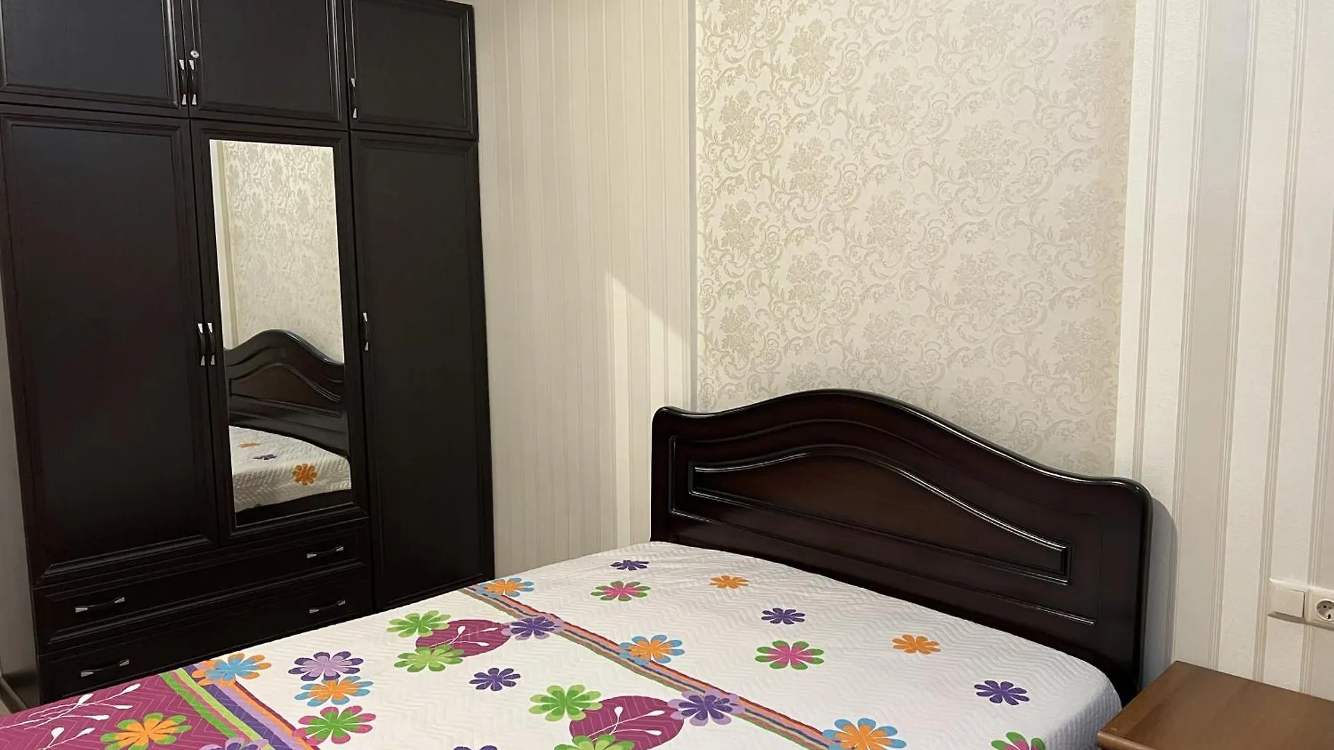טביליסי Solo Apartment